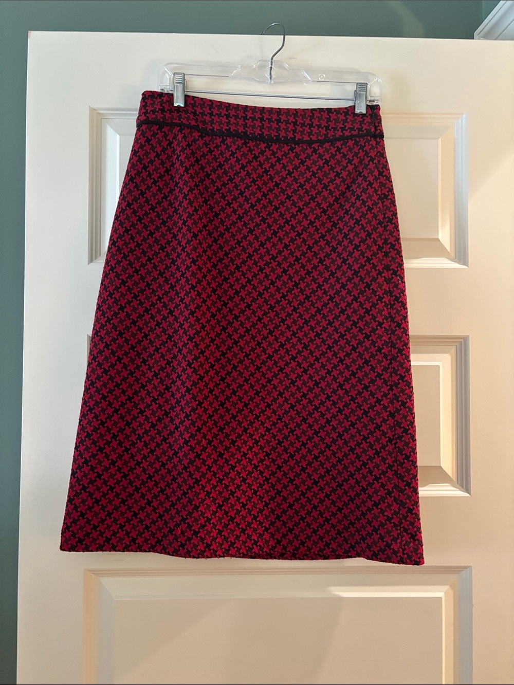 Women's A-Line Houndstooth Skirt in Red and Black - Loft
